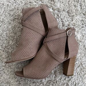 Elegant Tan Peep-Toe Ankle Boots- BRYIN Madden NYC